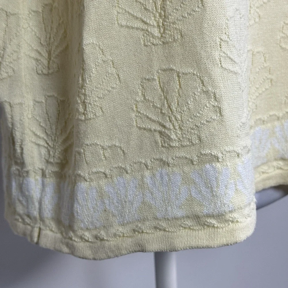Vintage La Moda Cotton Ramie Textured Shell Motif Knit SS Sweater Yellow Sz L